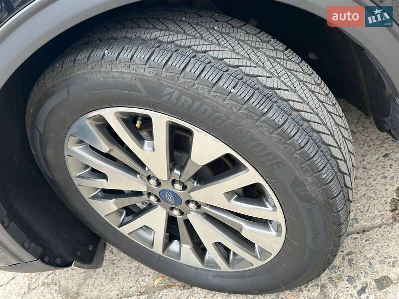 Внедорожник / Кроссовер Ford Escape 2020 в Днепре