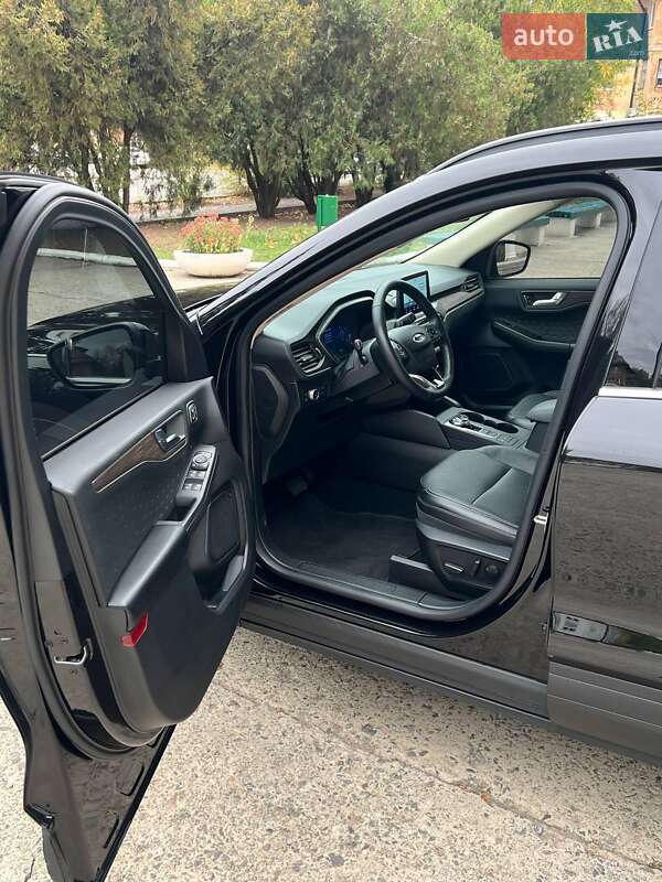 Внедорожник / Кроссовер Ford Escape 2020 в Днепре