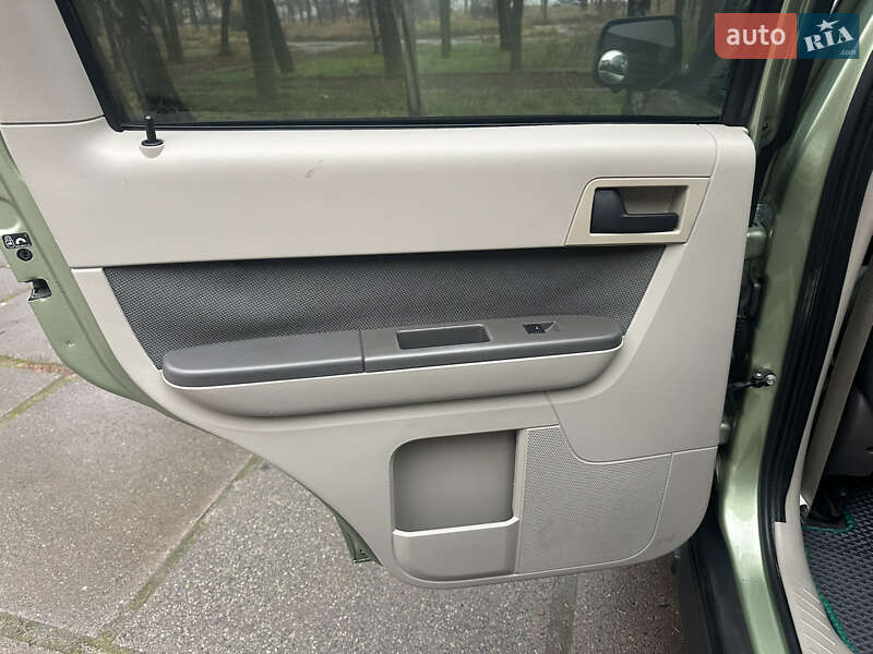 Внедорожник / Кроссовер Ford Escape 2008 в Киеве фото 17 Внедорожник / Кроссовер Ford Escape 2008 в Киеве