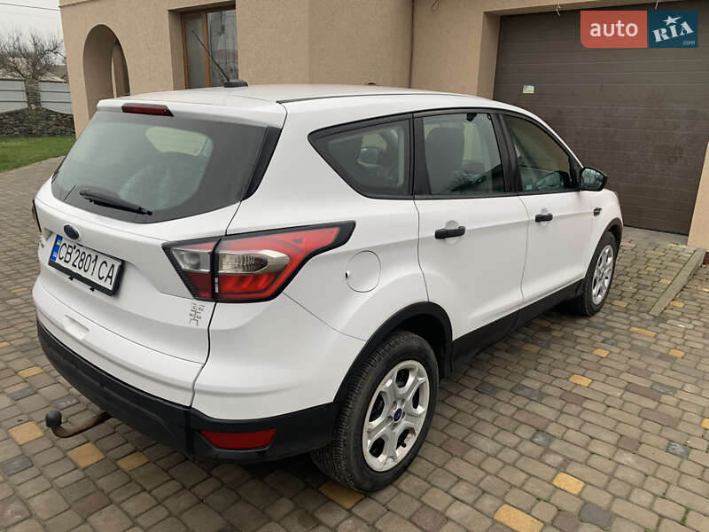 Внедорожник / Кроссовер Ford Escape 2017 в Звягеле