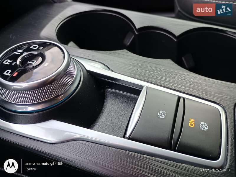 Позашляховик / Кросовер Ford Escape 2024 в Хусті