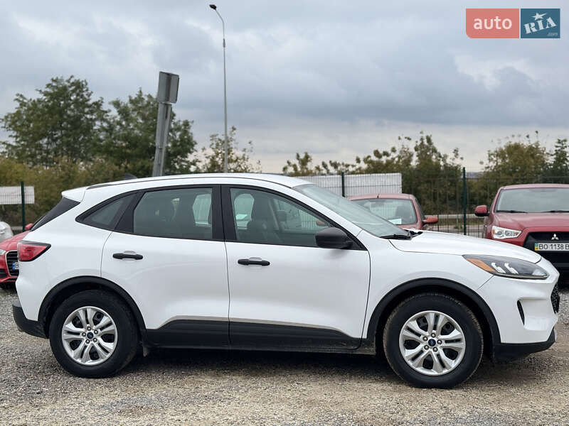 Позашляховик / Кросовер Ford Escape 2019 в Тернополі