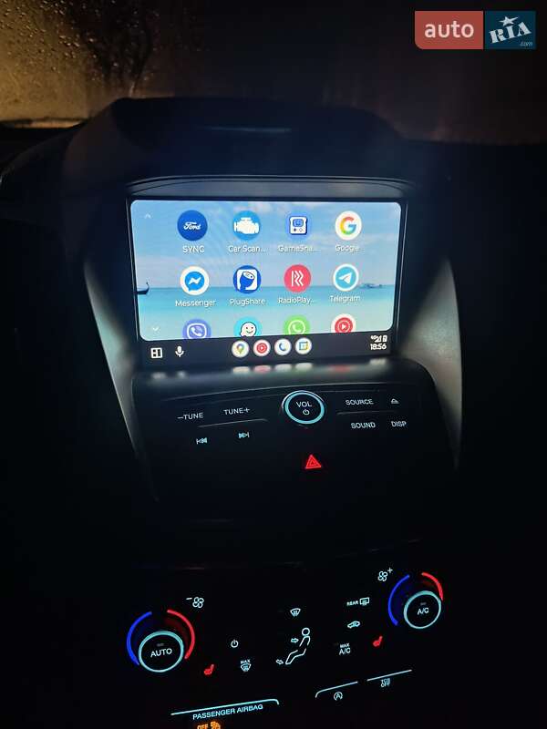 Внедорожник / Кроссовер Ford Escape 2017 в Житомире