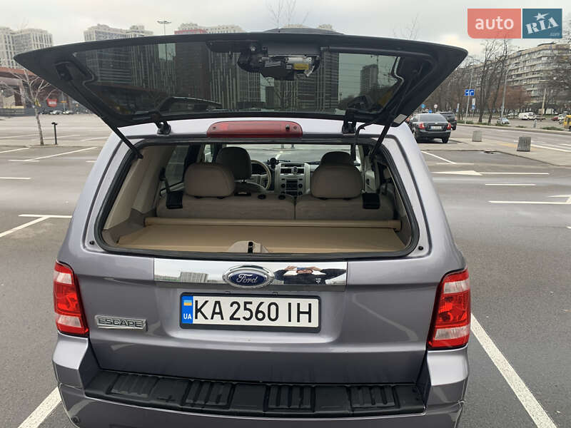 Внедорожник / Кроссовер Ford Escape 2007 в Киеве