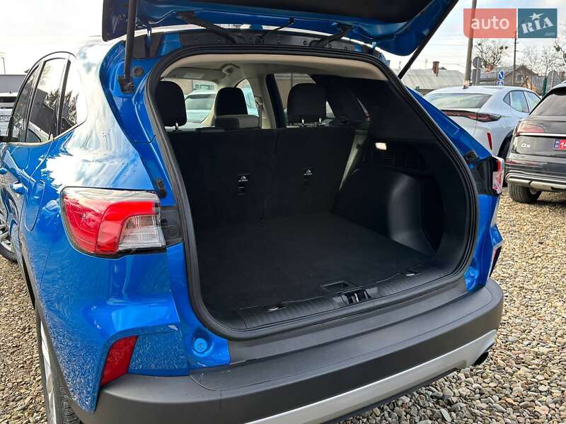 Внедорожник / Кроссовер Ford Escape 2019 в Стрые фото 9 Внедорожник / Кроссовер Ford Escape 2019 в Стрые