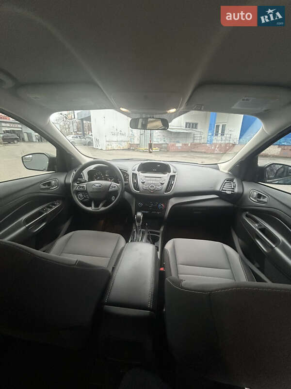 Внедорожник / Кроссовер Ford Escape 2018 в Борисполе