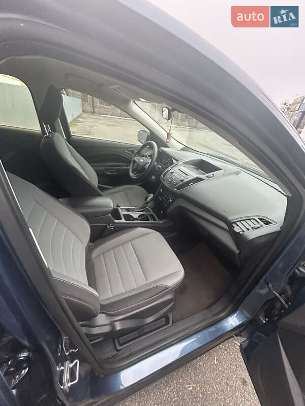 Внедорожник / Кроссовер Ford Escape 2018 в Борисполе