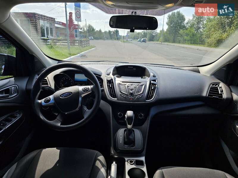 Внедорожник / Кроссовер Ford Escape 2015 в Киеве