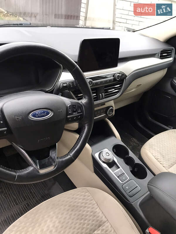 Позашляховик / Кросовер Ford Escape 2020 в Шептицькому фото 5 Позашляховик / Кросовер Ford Escape 2020 в Шептицькому