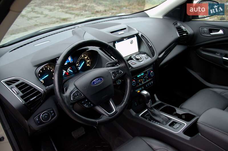 Позашляховик / Кросовер Ford Escape 2017 в Житомирі фото 23 Позашляховик / Кросовер Ford Escape 2017 в Житомирі