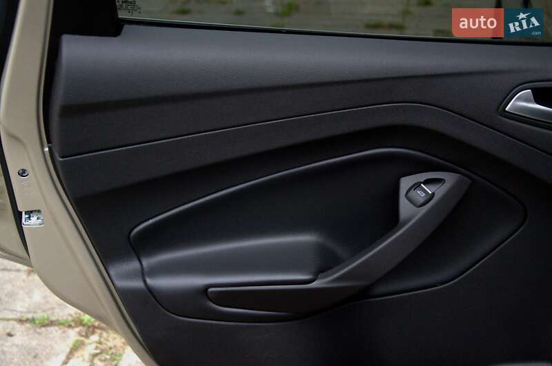 Позашляховик / Кросовер Ford Escape 2017 в Житомирі фото 36 Позашляховик / Кросовер Ford Escape 2017 в Житомирі