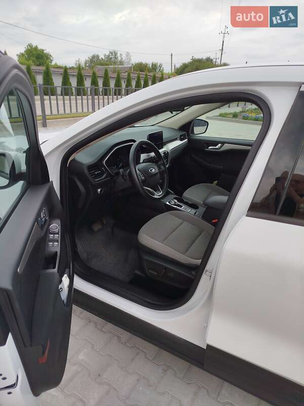 Внедорожник / Кроссовер Ford Escape 2020 в Изяславе