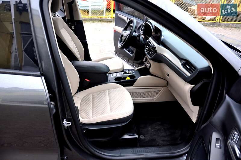 Позашляховик / Кросовер Ford Escape 2020 в Львові фото 27 Позашляховик / Кросовер Ford Escape 2020 в Львові