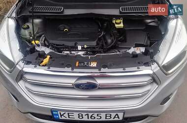 Позашляховик / Кросовер Ford Escape 2017 в Дніпрі