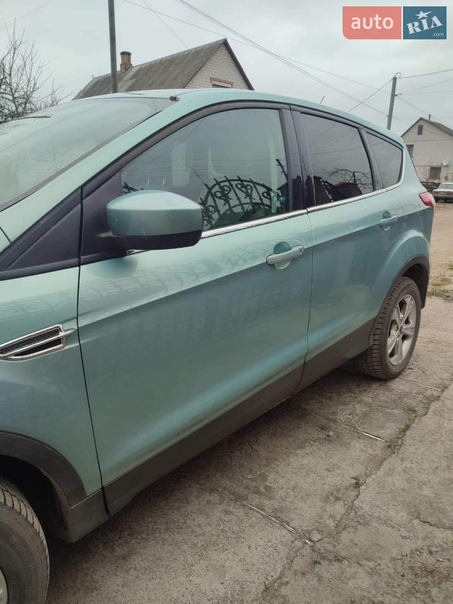 2013 Ford Escape - мініатюра 2