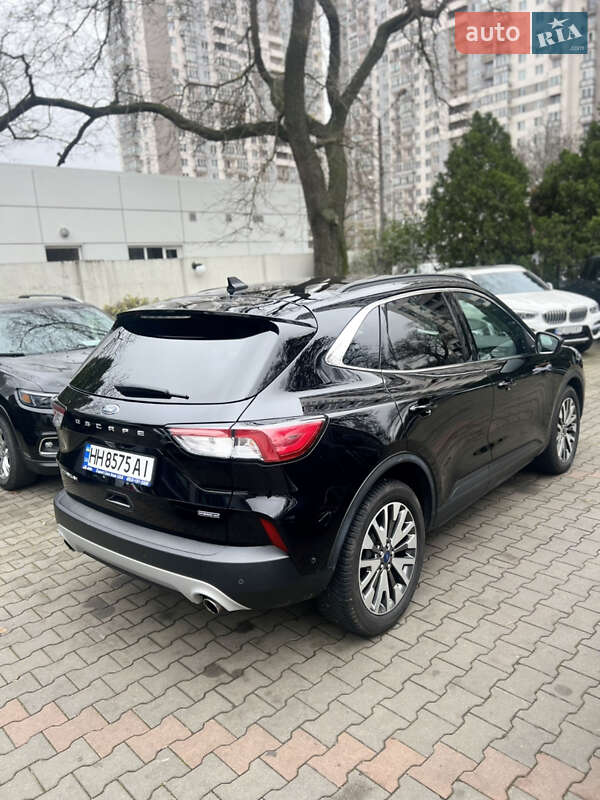 Внедорожник / Кроссовер Ford Escape 2020 в Одессе