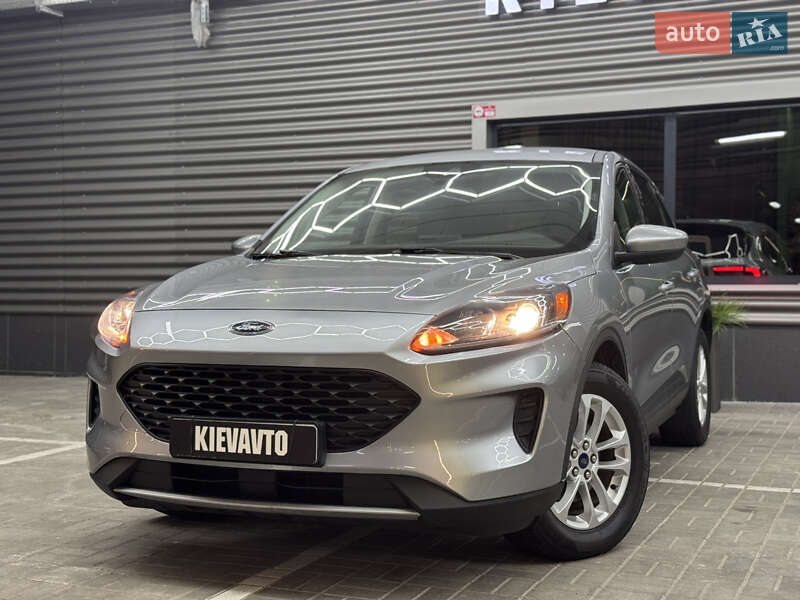 Позашляховик / Кросовер Ford Escape 2021 в Києві