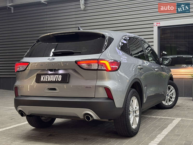 Позашляховик / Кросовер Ford Escape 2021 в Києві