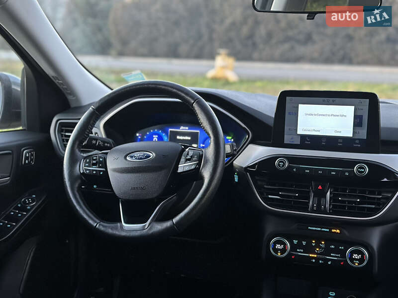 Позашляховик / Кросовер Ford Escape 2021 в Львові