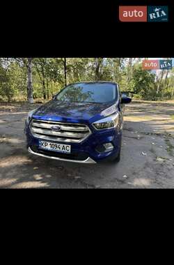 Позашляховик / Кросовер Ford Escape 2016 в Запоріжжі