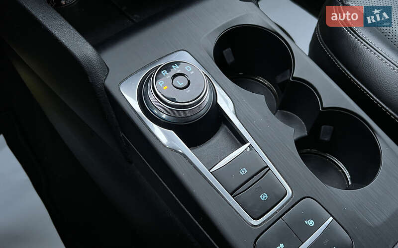 Внедорожник / Кроссовер Ford Escape 2021 в Львове