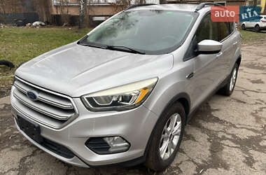 Внедорожник / Кроссовер Ford Escape 2016 в Ровно