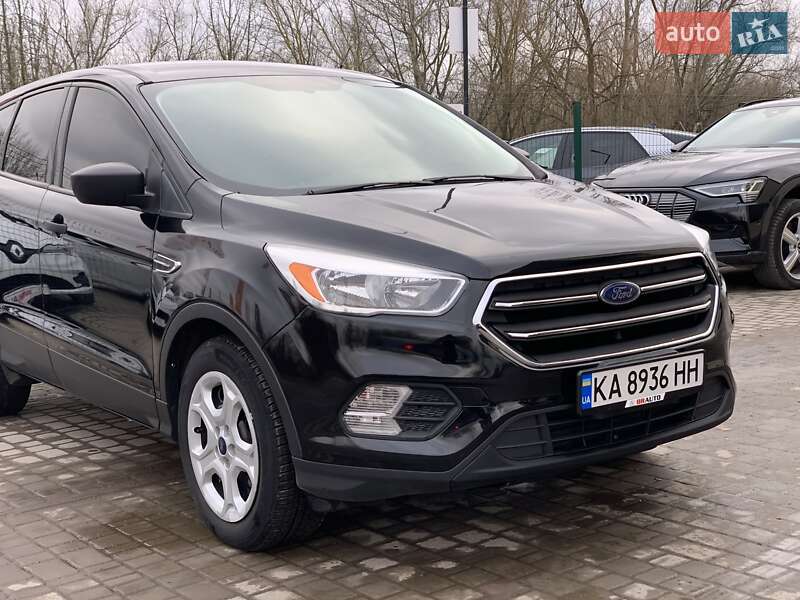 Позашляховик / Кросовер Ford Escape 2018 в Бердичеві