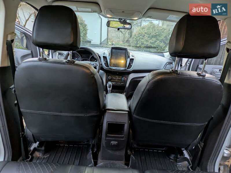 Позашляховик / Кросовер Ford Escape 2017 в Львові