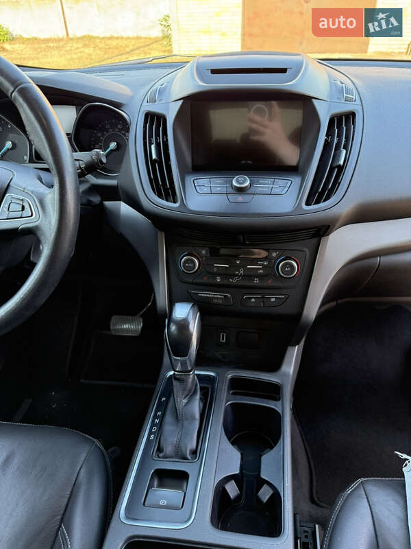 Позашляховик / Кросовер Ford Escape 2018 в Дніпрі