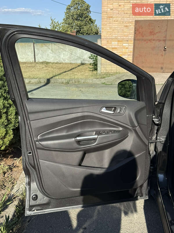 Позашляховик / Кросовер Ford Escape 2018 в Дніпрі