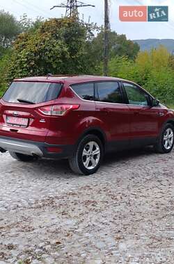 Позашляховик / Кросовер Ford Escape 2015 в Іршаві