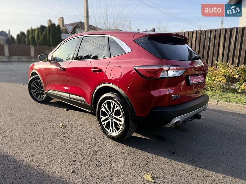 Внедорожник / Кроссовер Ford Escape 2020 в Киеве