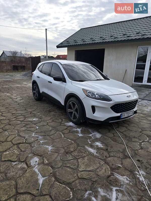 Позашляховик / Кросовер Ford Escape 2022 в Кам'янець-Подільському