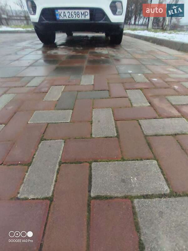 Внедорожник / Кроссовер Ford Escape 2017 в Буштыне