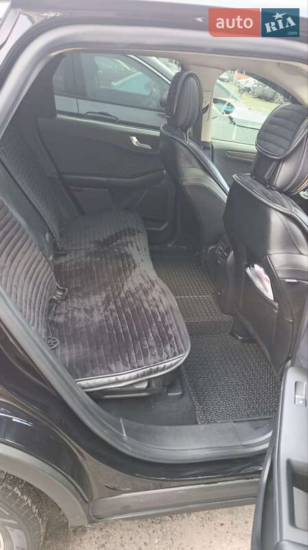 Внедорожник / Кроссовер Ford Escape 2020 в Одессе