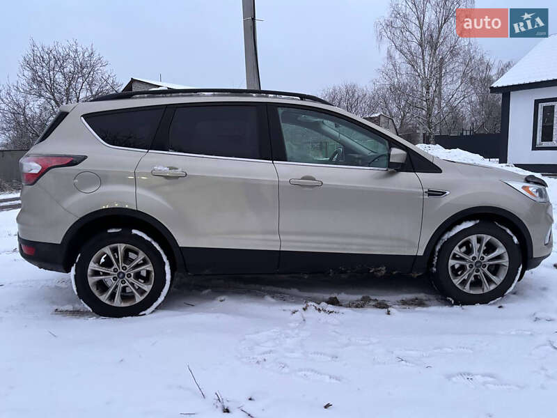 Внедорожник / Кроссовер Ford Escape 2016 в Киеве фото 3 Внедорожник / Кроссовер Ford Escape 2016 в Киеве