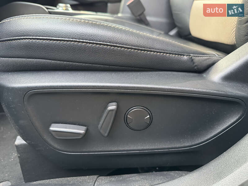 Внедорожник / Кроссовер Ford Escape 2021 в Киеве фото 22 Внедорожник / Кроссовер Ford Escape 2021 в Киеве