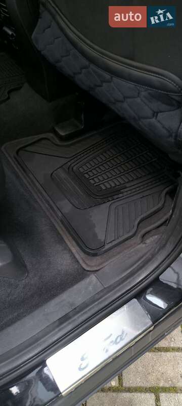 Позашляховик / Кросовер Ford Escape 2016 в Львові фото 42 Позашляховик / Кросовер Ford Escape 2016 в Львові