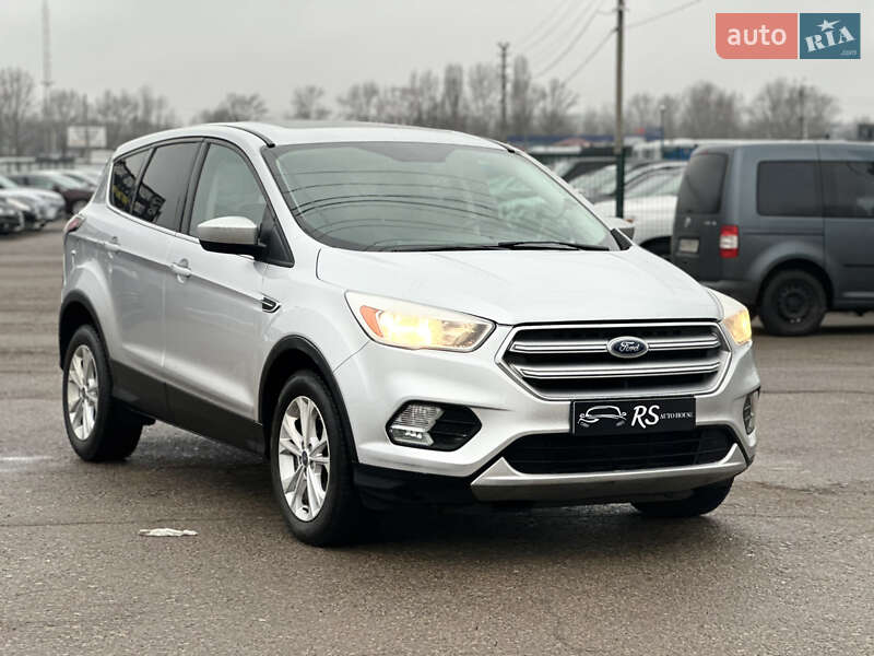 Внедорожник / Кроссовер Ford Escape 2016 в Киеве