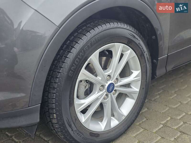 Позашляховик / Кросовер Ford Escape 2018 в Надвірній