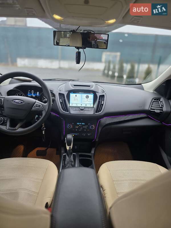 Позашляховик / Кросовер Ford Escape 2018 в Надвірній