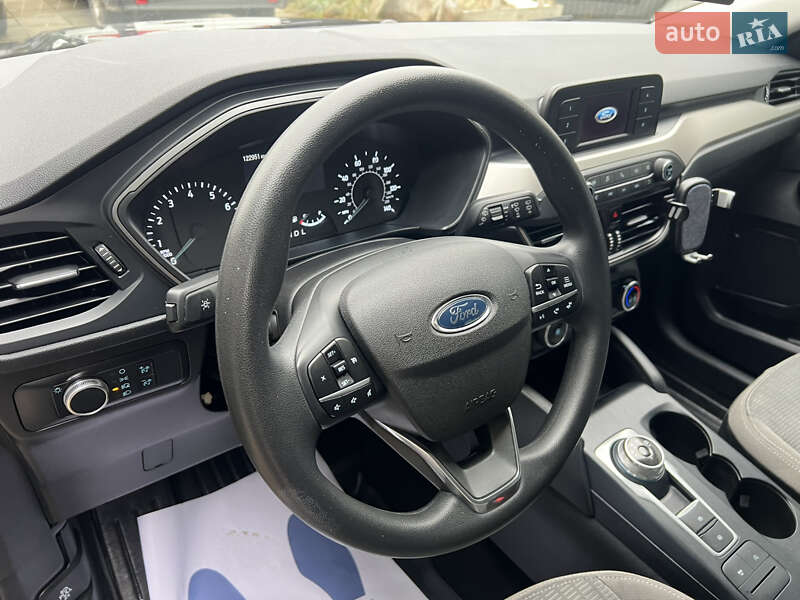 Позашляховик / Кросовер Ford Escape 2022 в Трускавці