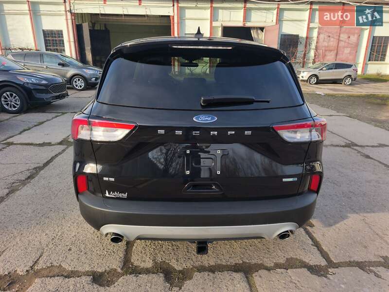 Внедорожник / Кроссовер Ford Escape 2020 в Стрые