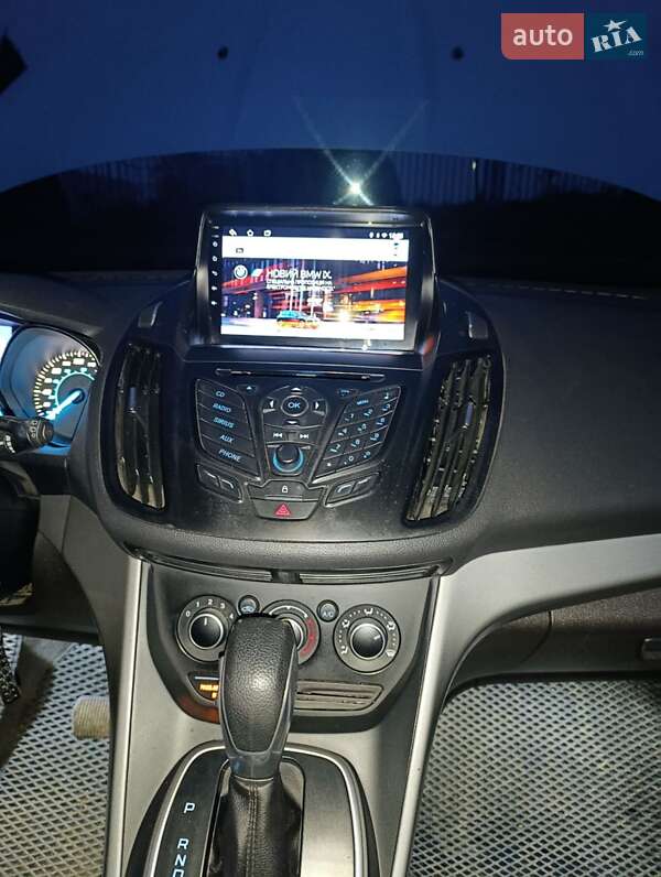 Внедорожник / Кроссовер Ford Escape 2012 в Новомосковске фото 17 Внедорожник / Кроссовер Ford Escape 2012 в Новомосковске