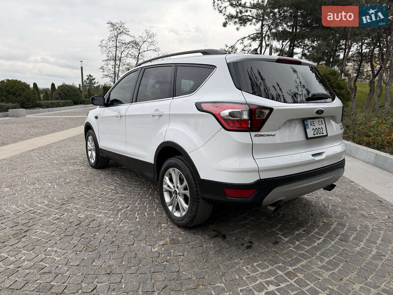 Внедорожник / Кроссовер Ford Escape 2018 в Днепре фото 3 Внедорожник / Кроссовер Ford Escape 2018 в Днепре