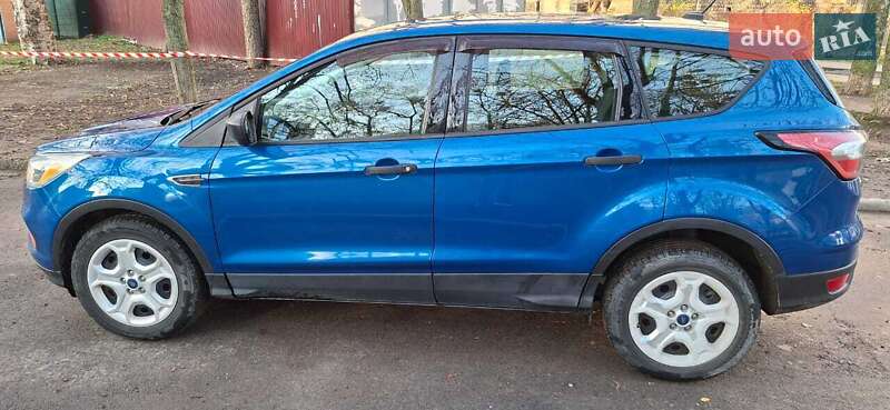 Позашляховик / Кросовер Ford Escape 2017 в Харкові
