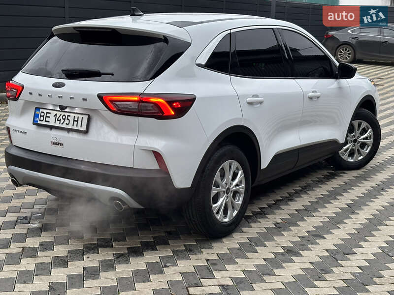 Позашляховик / Кросовер Ford Escape 2024 в Миколаєві