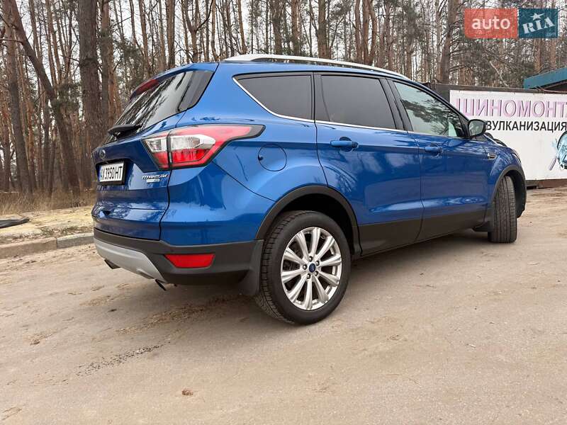 Позашляховик / Кросовер Ford Escape 2016 в Харкові