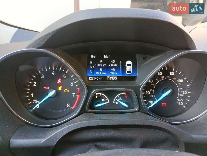 Внедорожник / Кроссовер Ford Escape 2017 в Львове