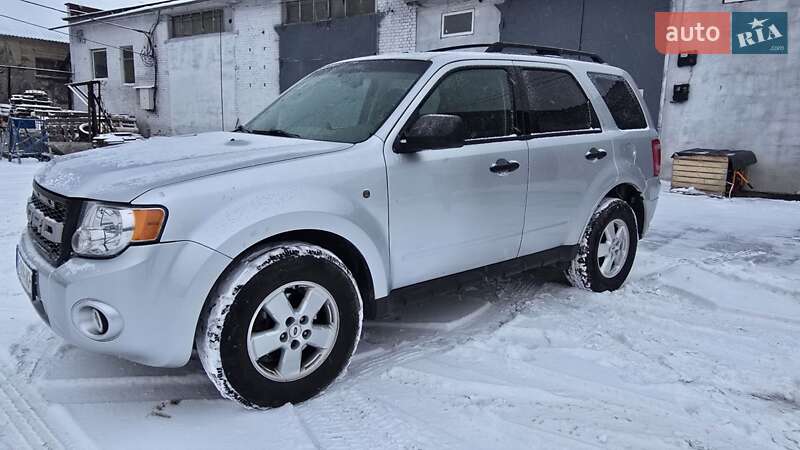 Позашляховик / Кросовер Ford Escape 2010 в Харкові